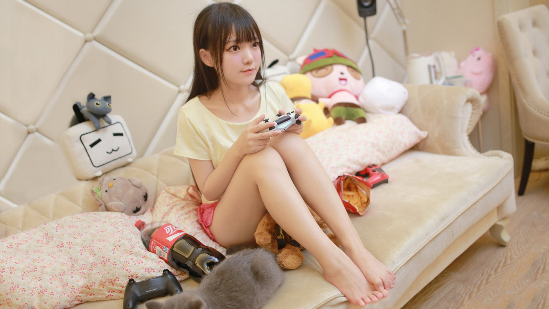 MILANSPORT下载-“东安湖体育公园龙舟赛：队员齐心协力争夺荣耀”