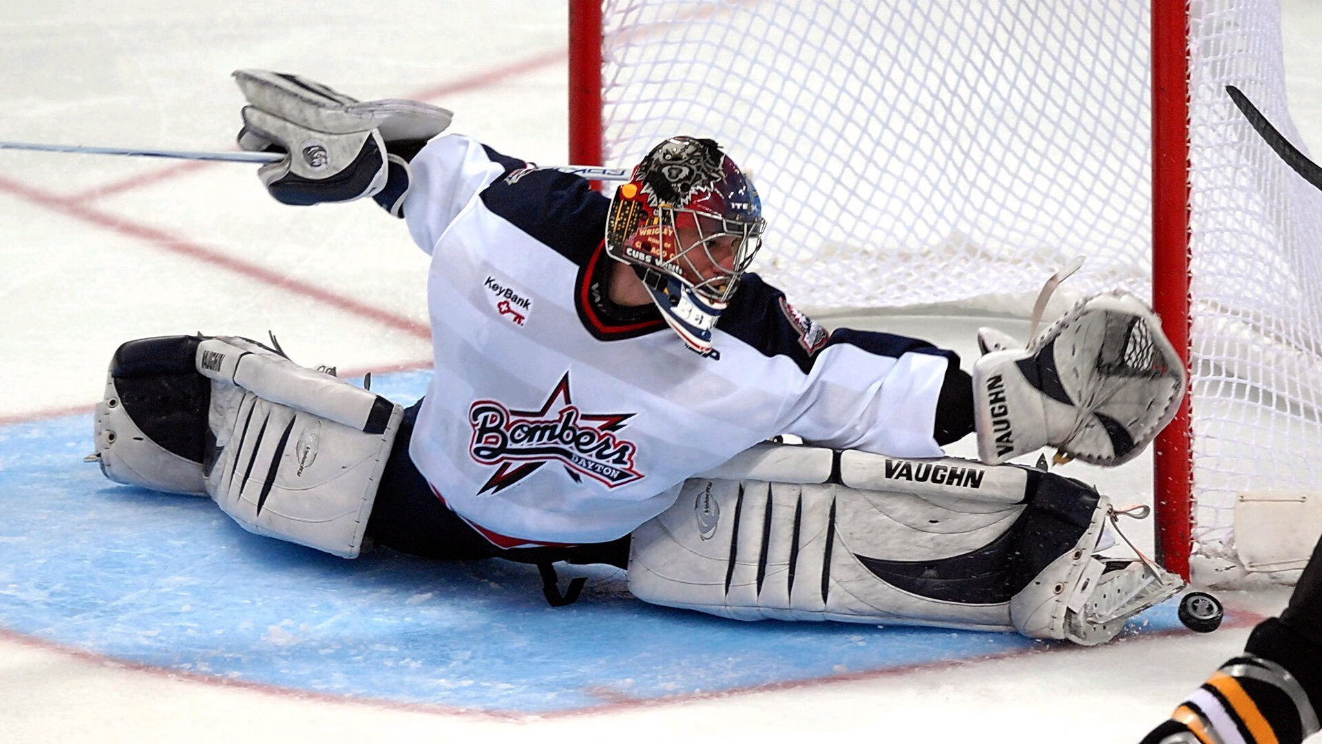 AC Milan-4×100米混合接力队伍配合默契，混合接力比赛